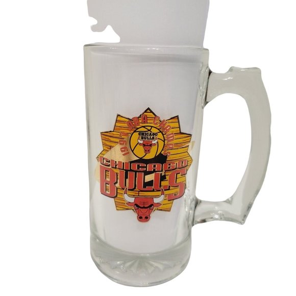 Vintage RARE Chicago Bulls 1997 Championship Glass Pint Glass Game Stats - Picture 1 of 4
